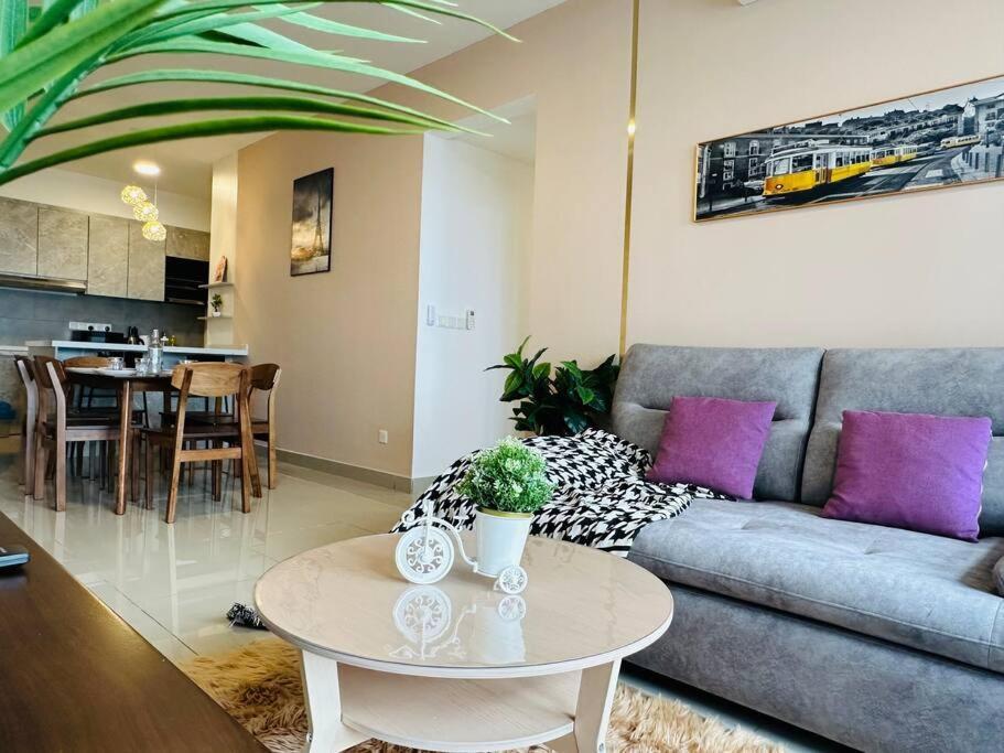 Mvd19#family 8pax 3 M Vertica Velocity Mall Cheras Ikea Mytown Short Walk To Mrt & Lrt Maluri Apartment *