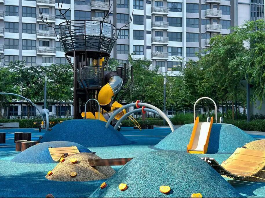 Mvd19#family 8pax 3 M Vertica Velocity Mall Cheras Ikea Mytown Short Walk To Mrt & Lrt Maluri * Kuala Lumpur